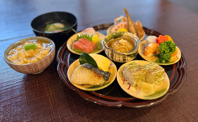 京の絵皿弁当